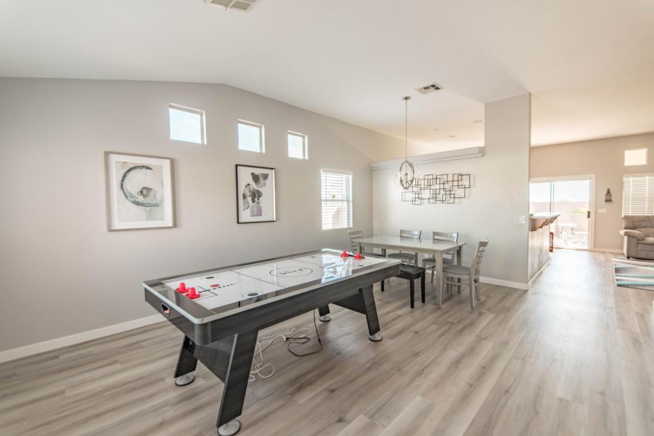 Gorgeous Las Vegas Home With Rv Parking Экстерьер фото