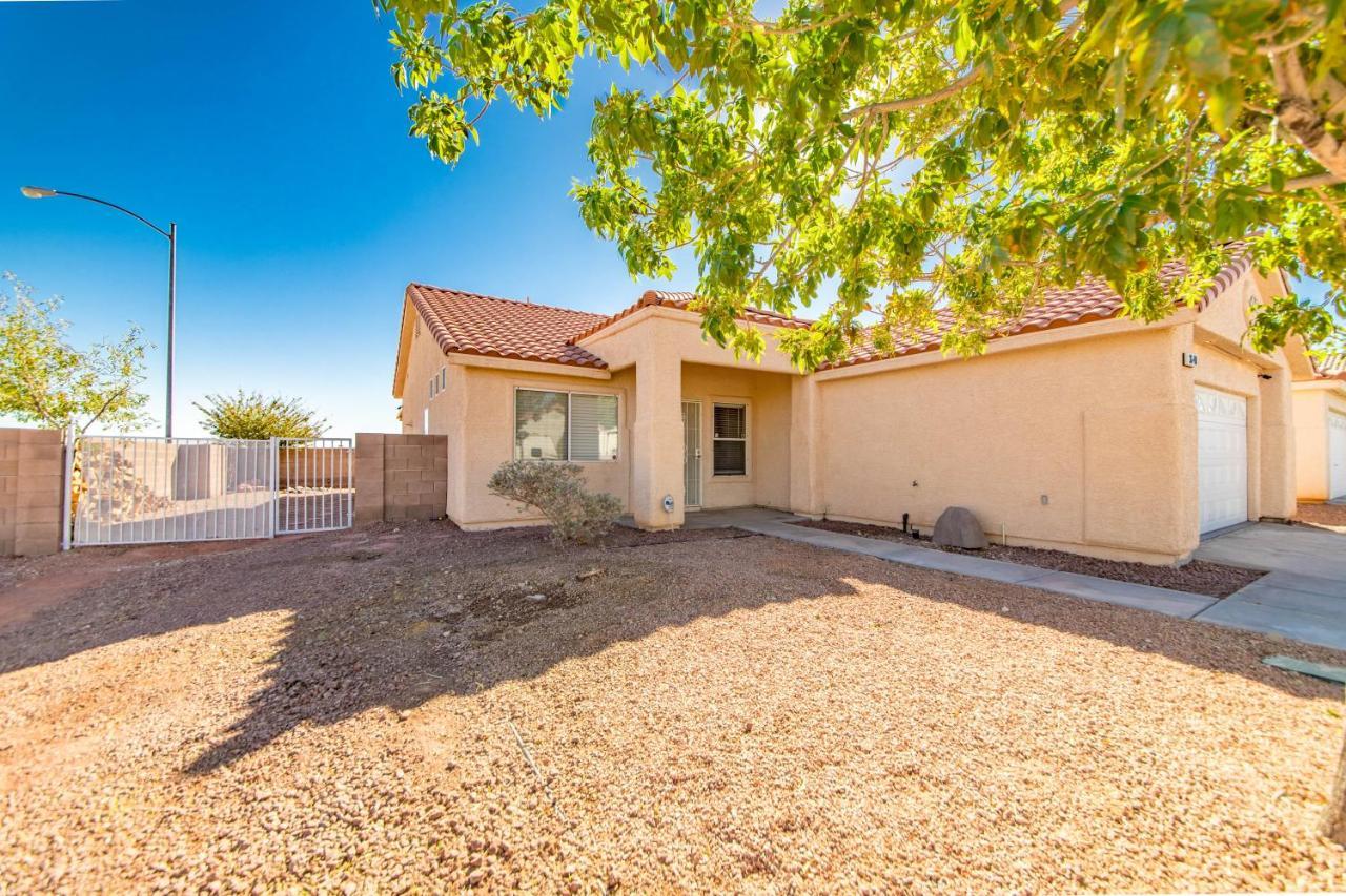 Gorgeous Las Vegas Home With Rv Parking Экстерьер фото