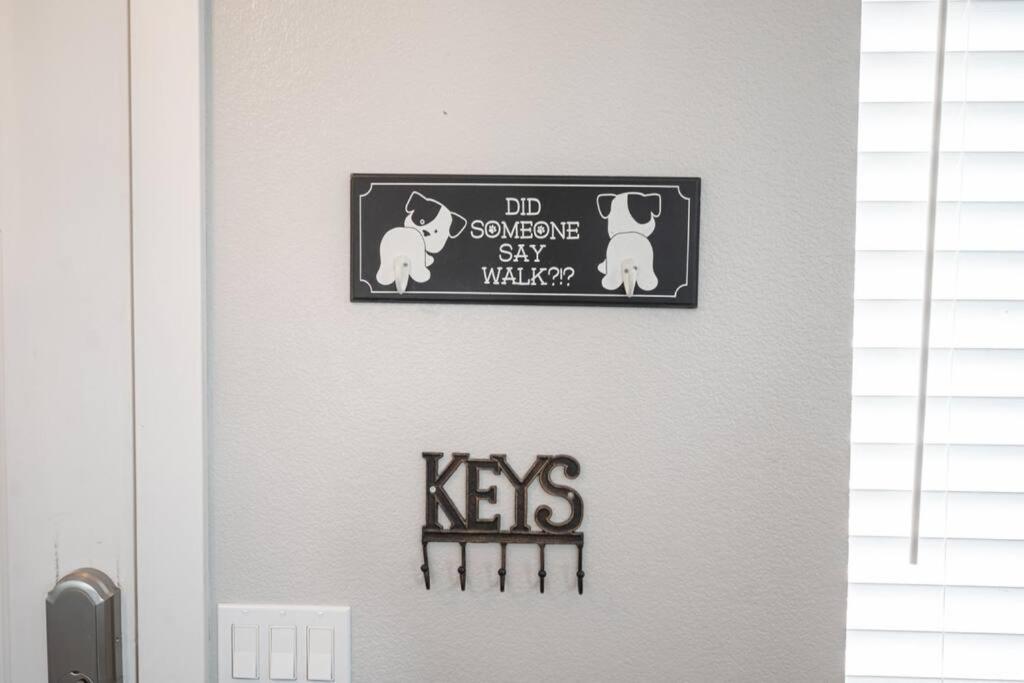 Gorgeous Las Vegas Home With Rv Parking Экстерьер фото