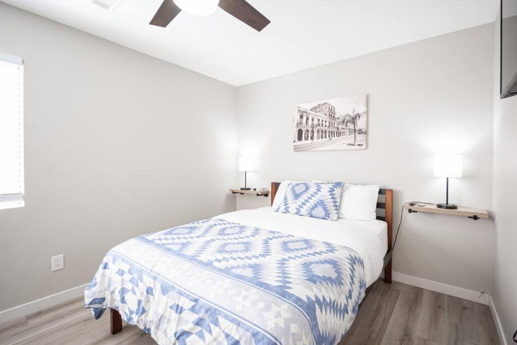 Gorgeous Las Vegas Home With Rv Parking Экстерьер фото
